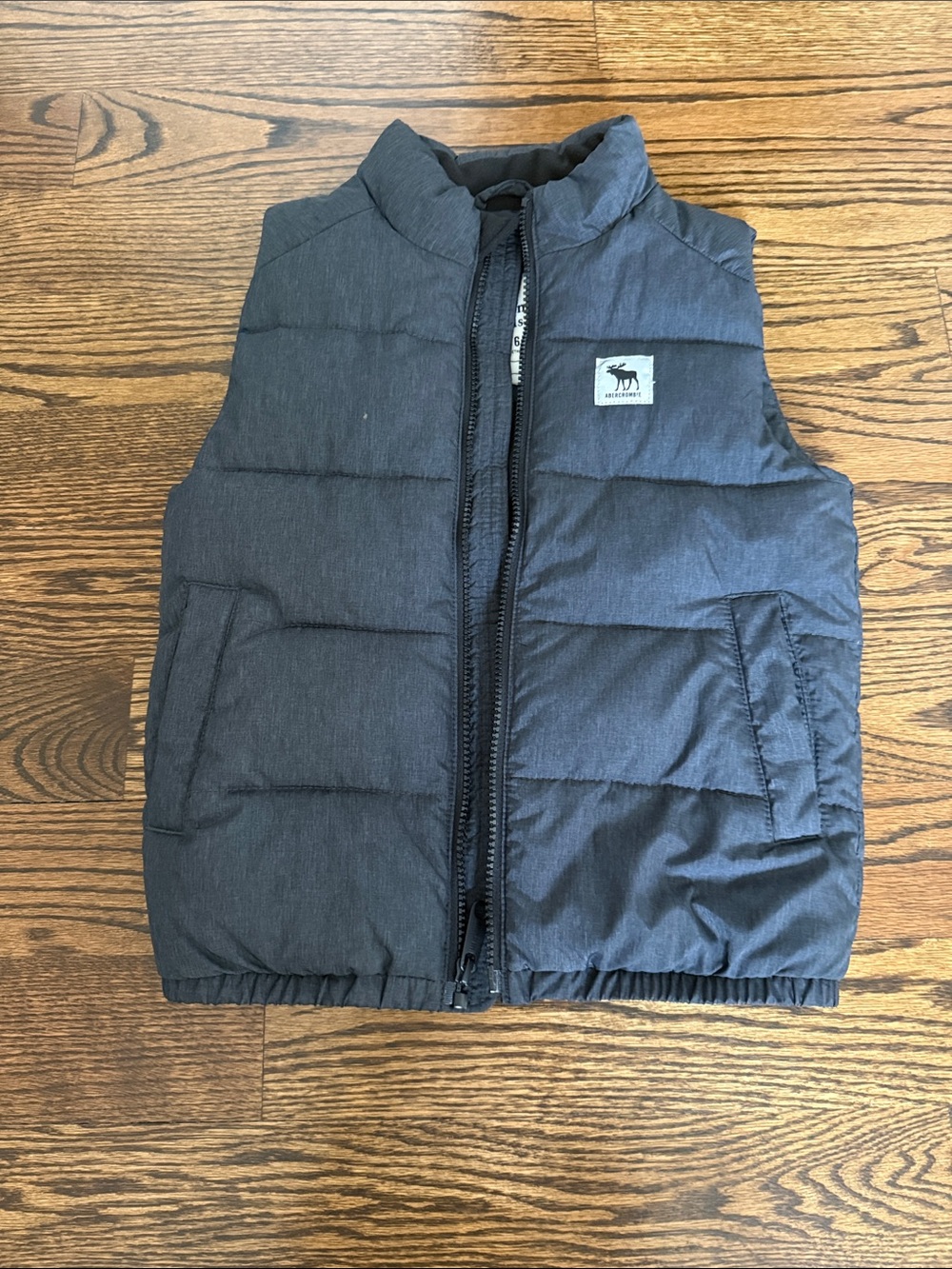 Boys Abercrombie Kids Puffer Vest size 5:6